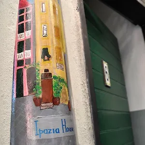 Ipazia House Genua