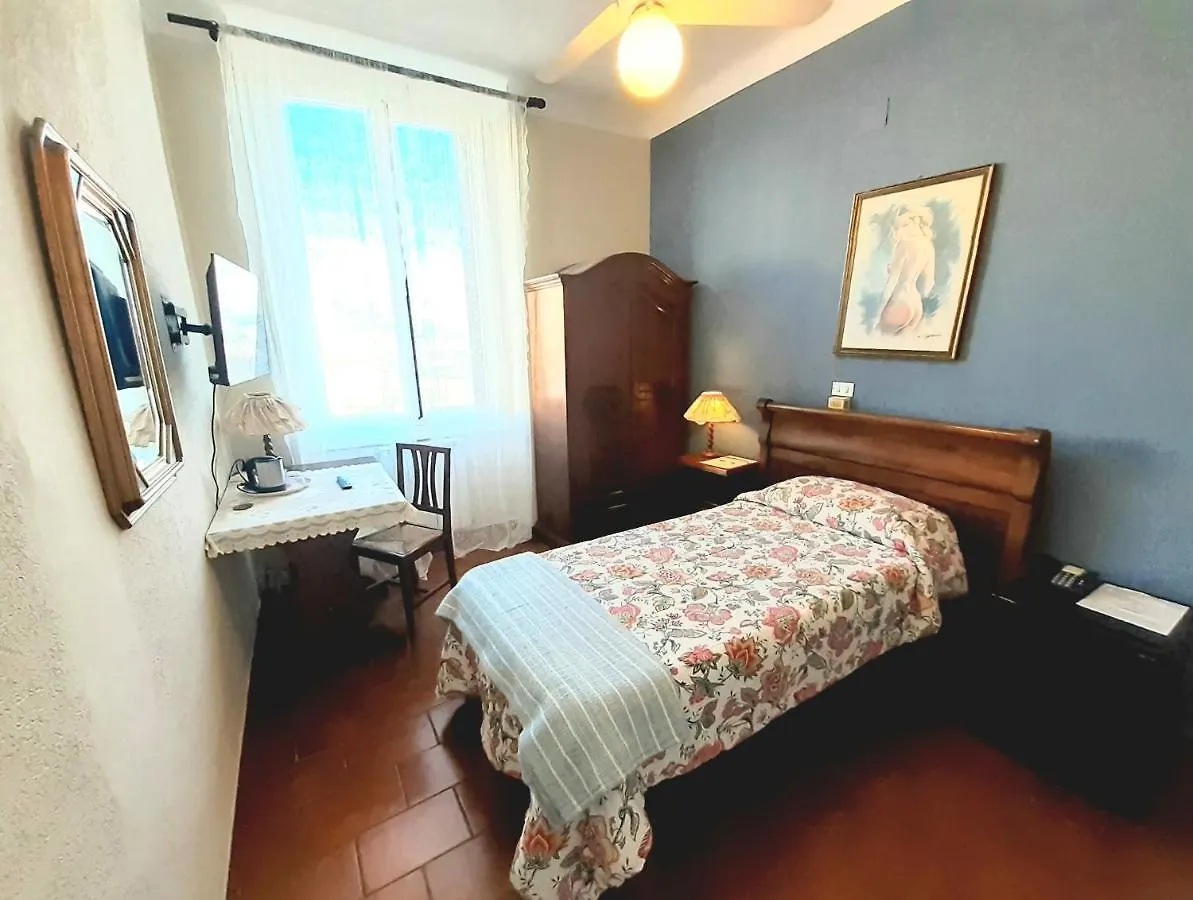 Hotel Castello Miramare Genua 3*,