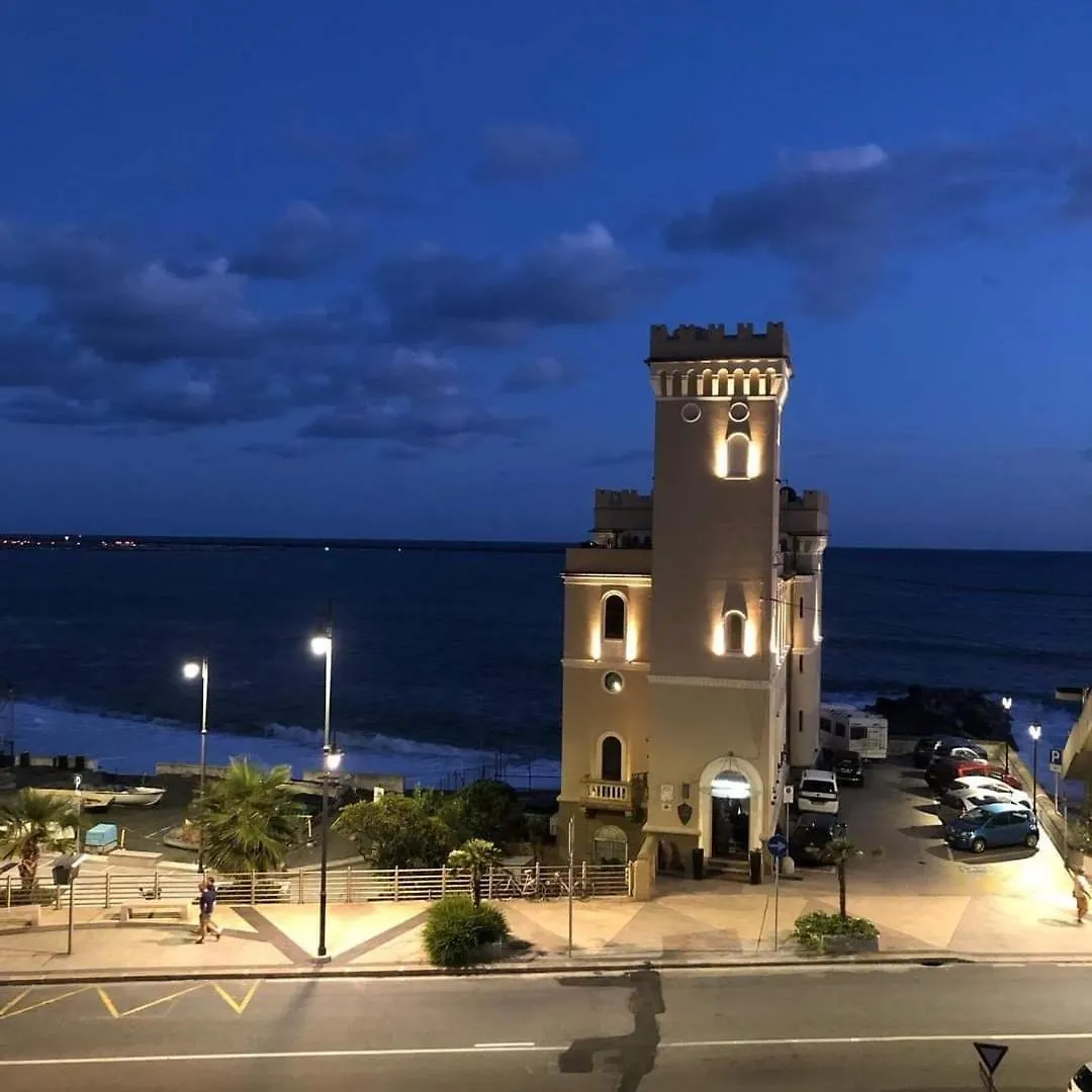 Hotel Castello Miramare location